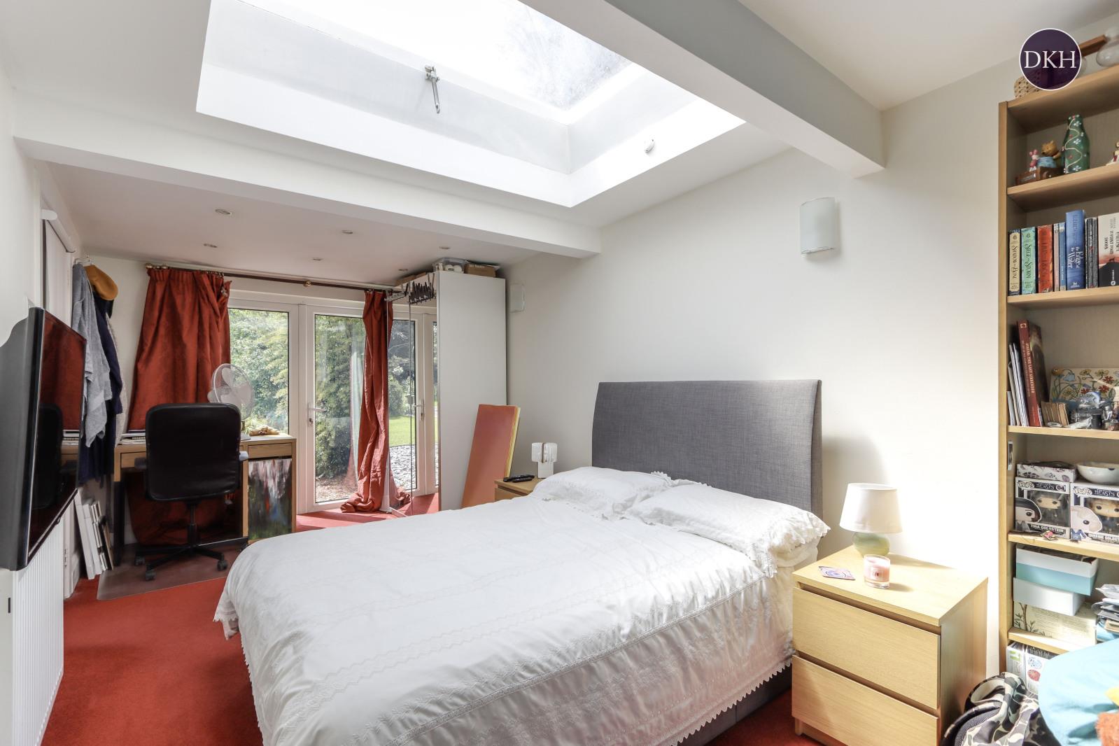 Property Image b58f0a2c-f26a-46aa-a435-6166439b6e45
