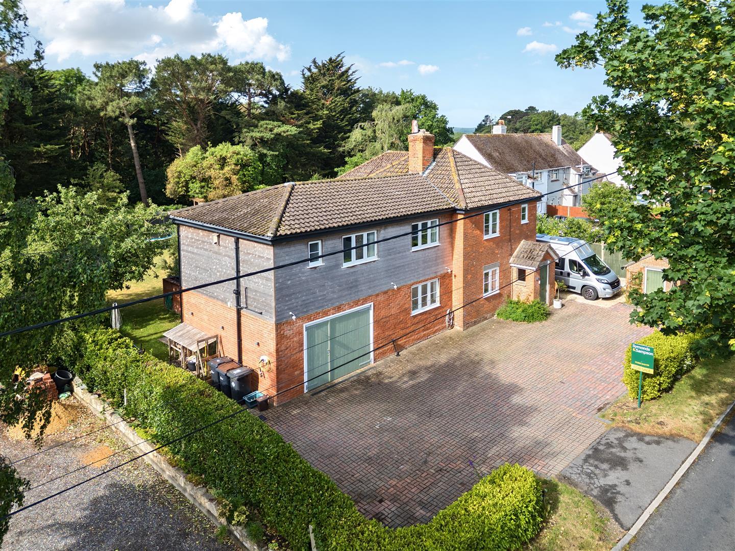 Property Image b59200e4-fe11-42d3-af84-4ce1bb077b4c