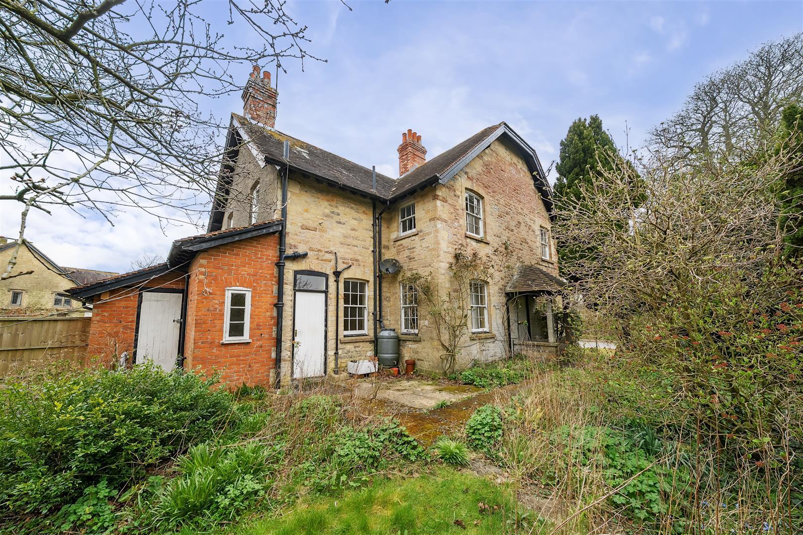 Property Image b59d4b48-9eb9-454e-aa51-f52187992147