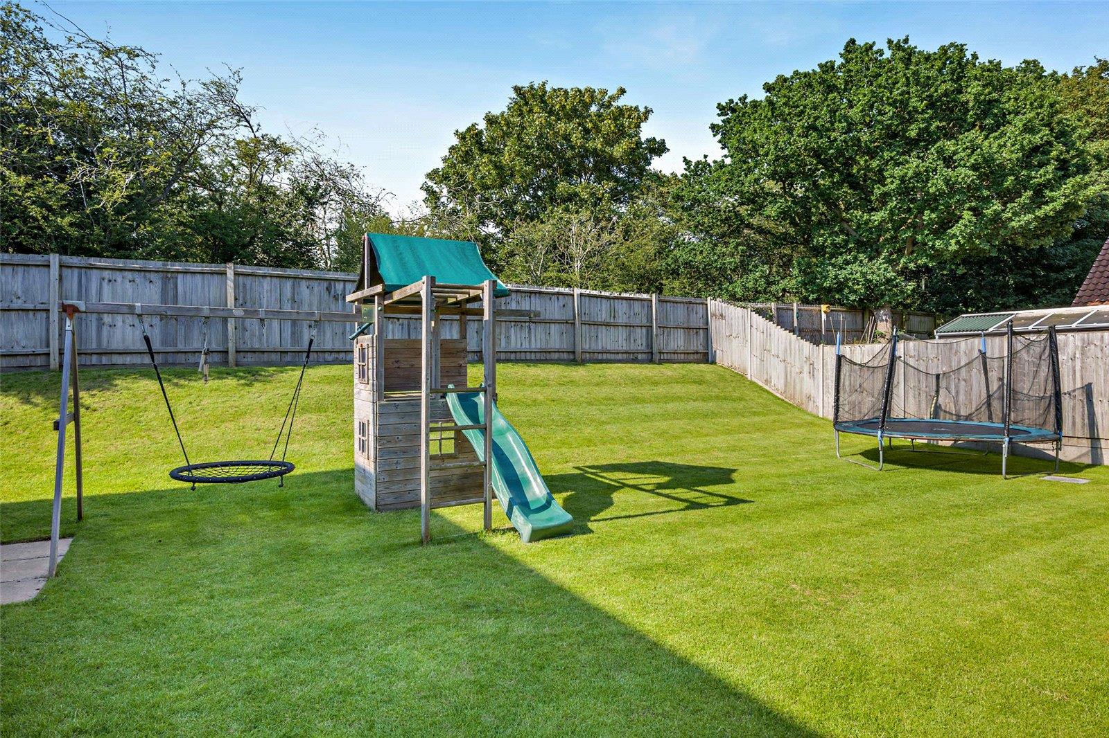 Property Image b59e198d-3232-43a5-85c9-726b78feac26