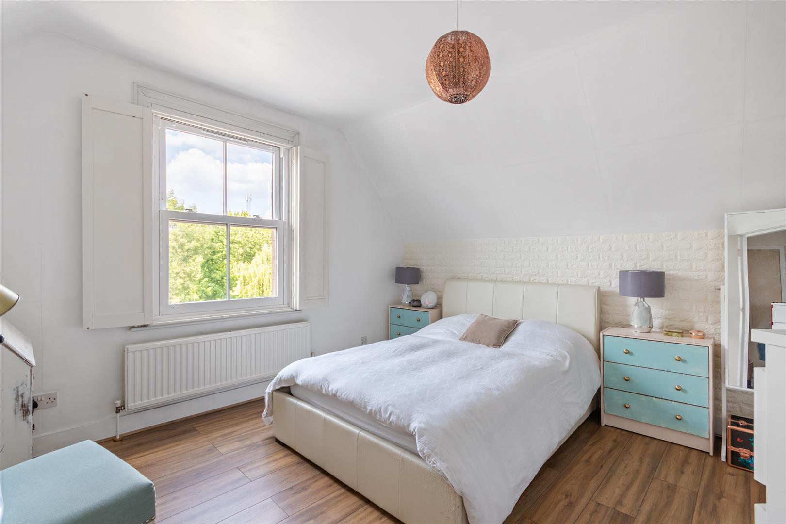 Property Image b5a2f12f-0c1c-4c8b-ae94-520ebfa9b7cb