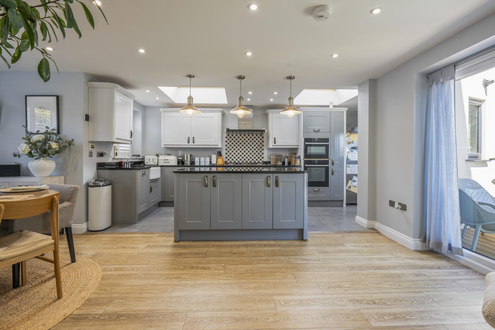 Property Image b5b96915-1460-4b5f-b5ed-b9753a7b02b9