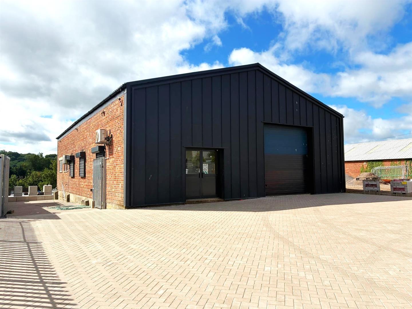 Property Image b5bbbac2-de99-47c0-a617-0d388dee415e