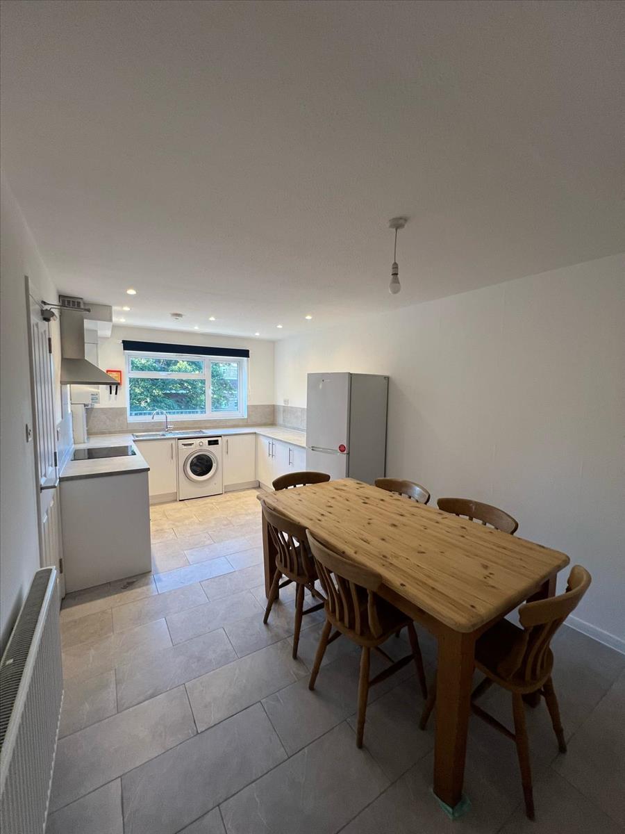 Property Image b5c1ba9b-cccd-4de0-b46f-f2487d093fbe