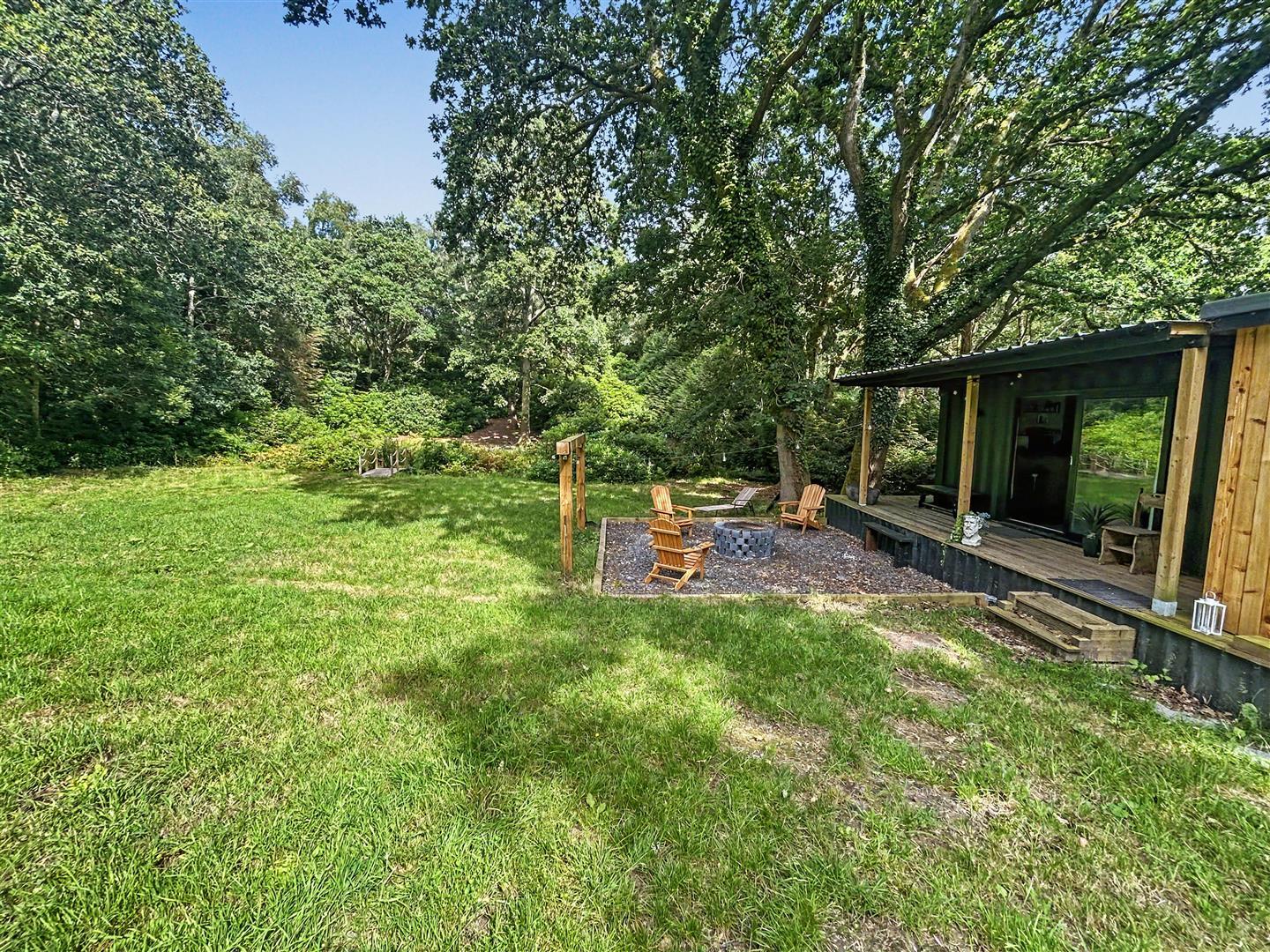 Property Image b5c787a8-4343-4901-a027-975fb8c430f3