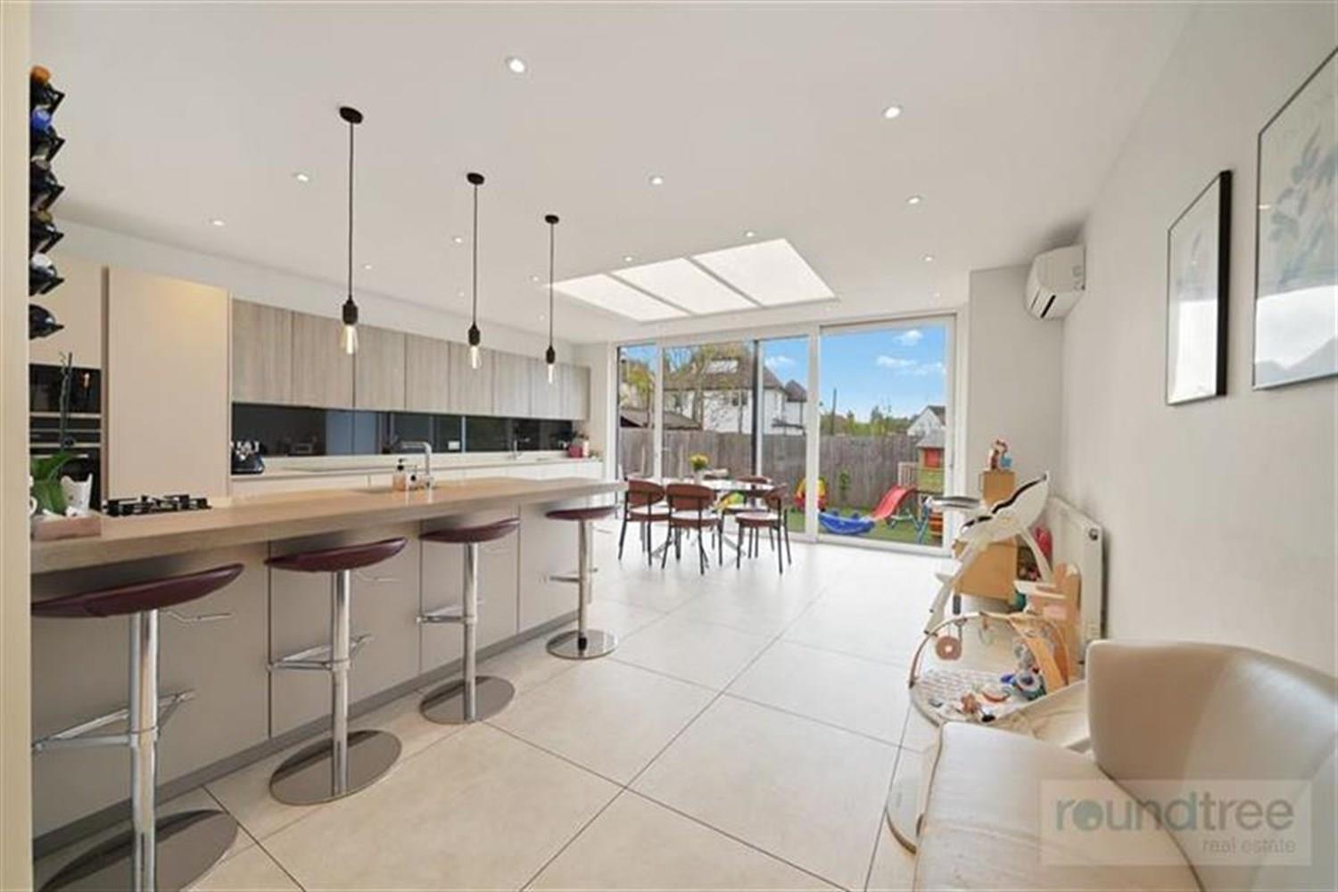 Property Image b5caeab5-49a2-455d-a8dd-7fbe7101fd8b