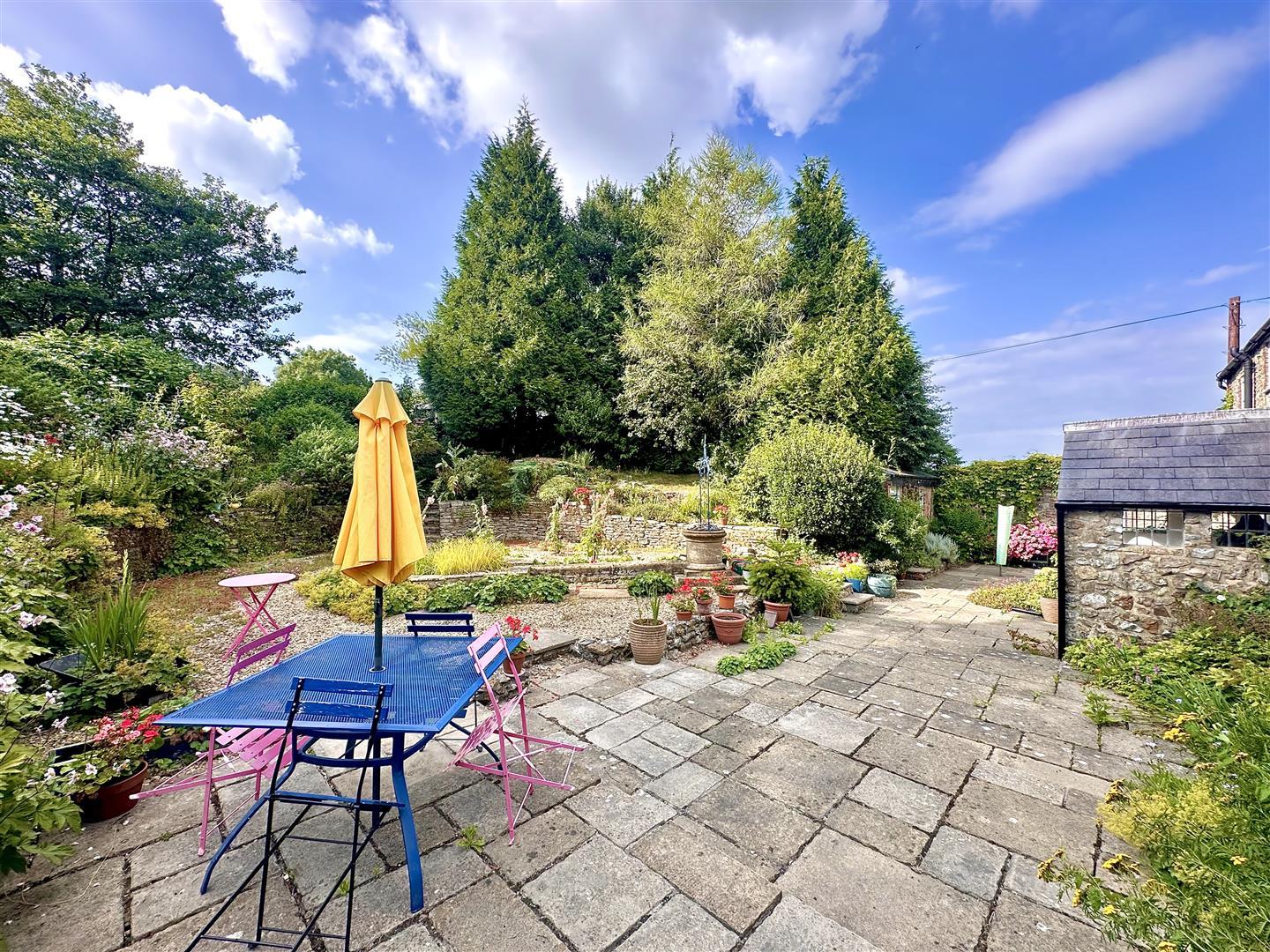 Property Image b5ceaefb-d80b-4d90-aea4-f35c336dcb21