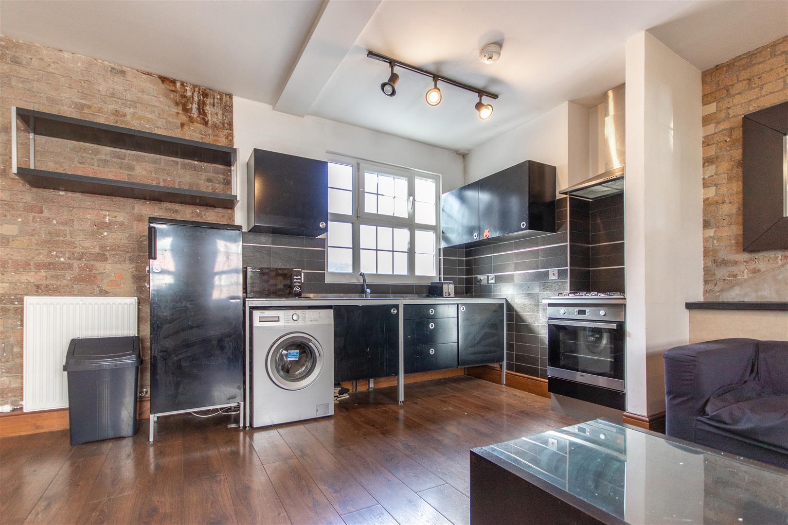 Property Image b5e36412-0ed1-47e1-8177-301f8fe7a256