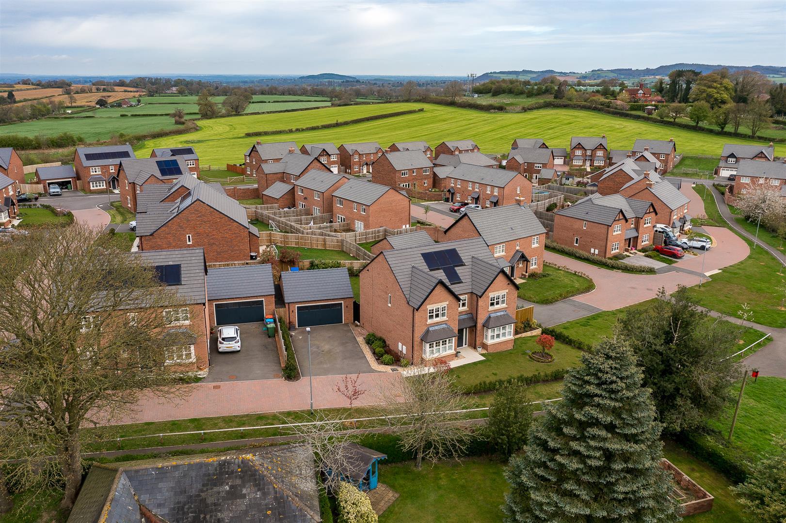 Property Image b5e84132-1c6c-49bd-8b28-86e816abb86e