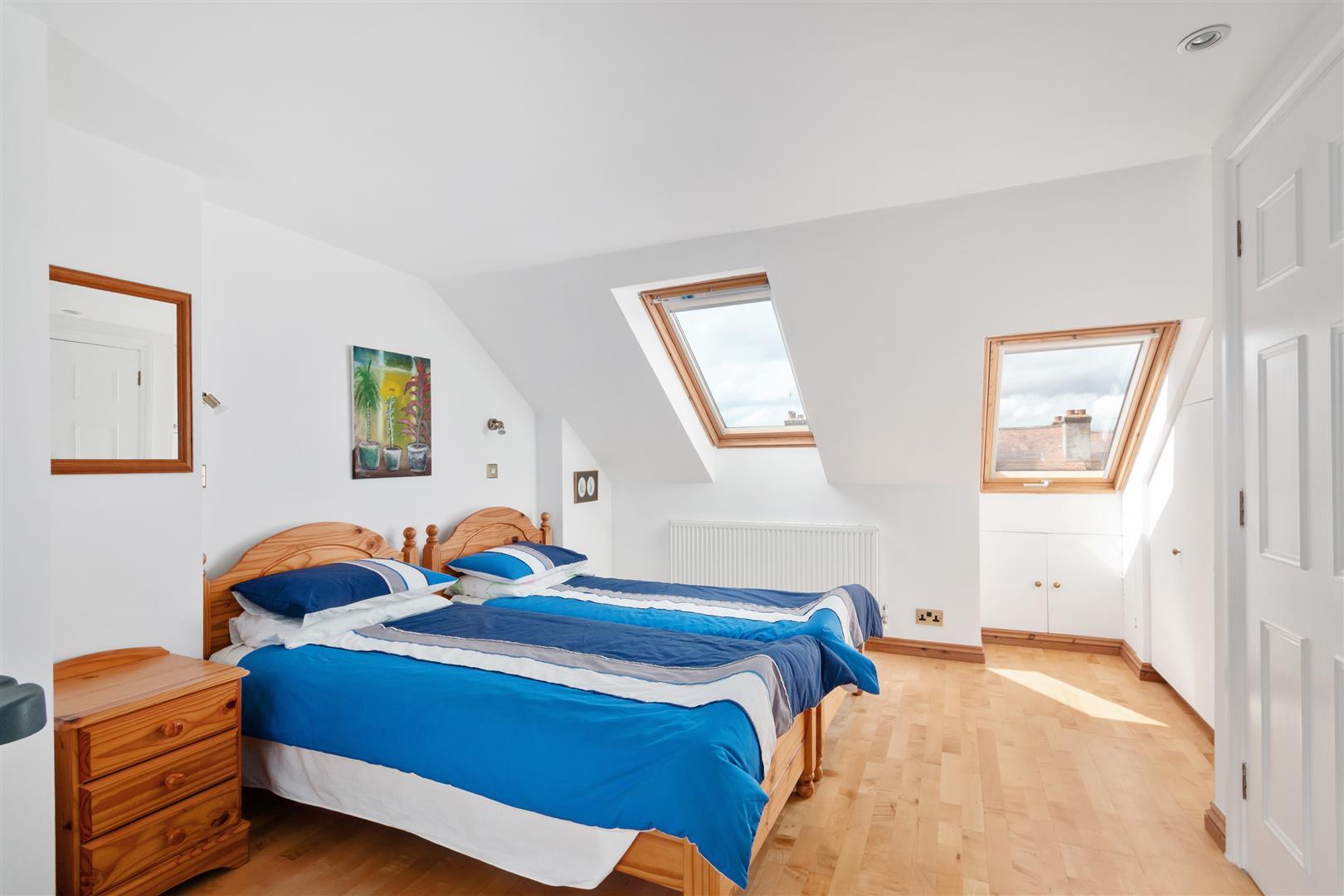 Property Image b6011bea-c242-40f6-9b07-4db49827efc7
