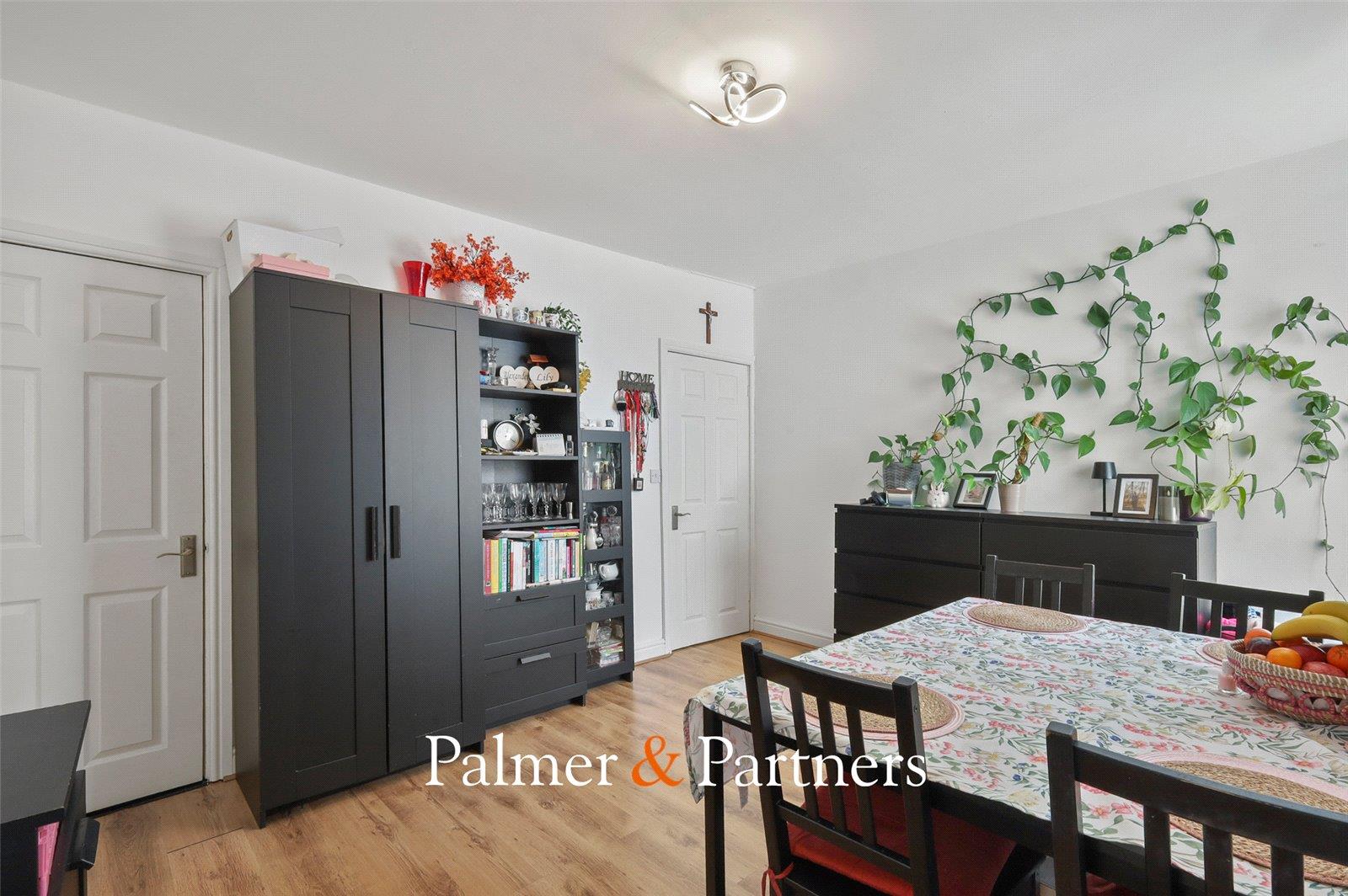 Property Image b6102598-5eef-408f-9e4f-bd26c3a67883