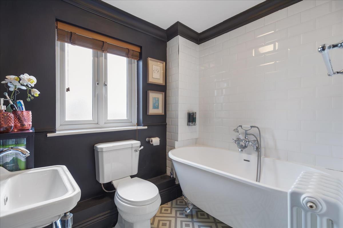 Property Image b63a6b36-c5c9-4928-9aae-bb5be7964257