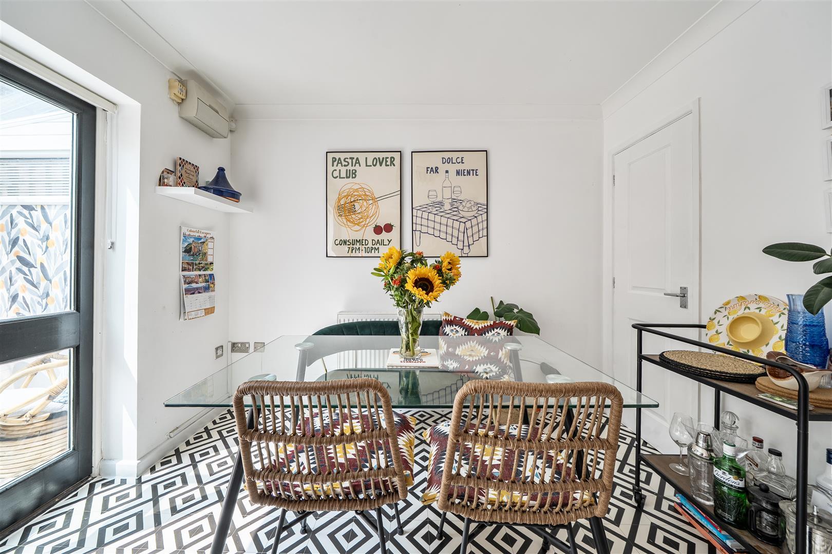 Property Image b640434d-64d4-424b-8e95-64452f3063d2