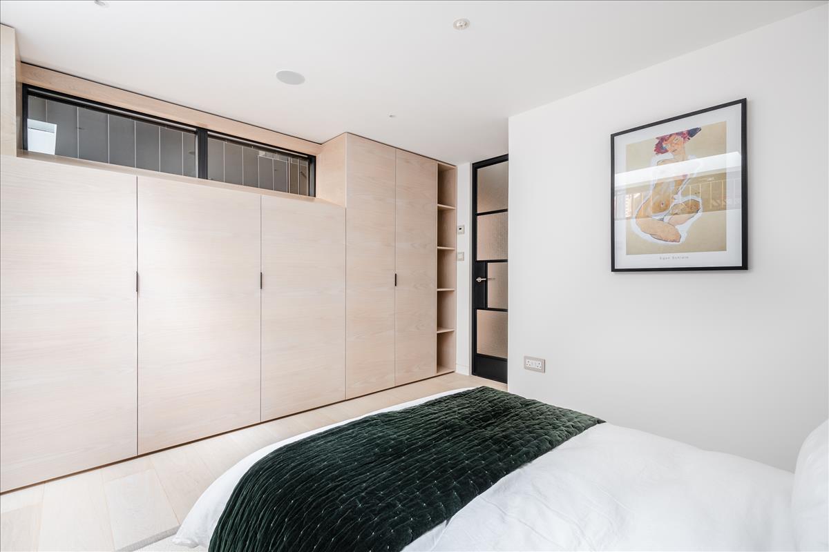 Three bed mews house development with architecturally designed interiors for rent e2