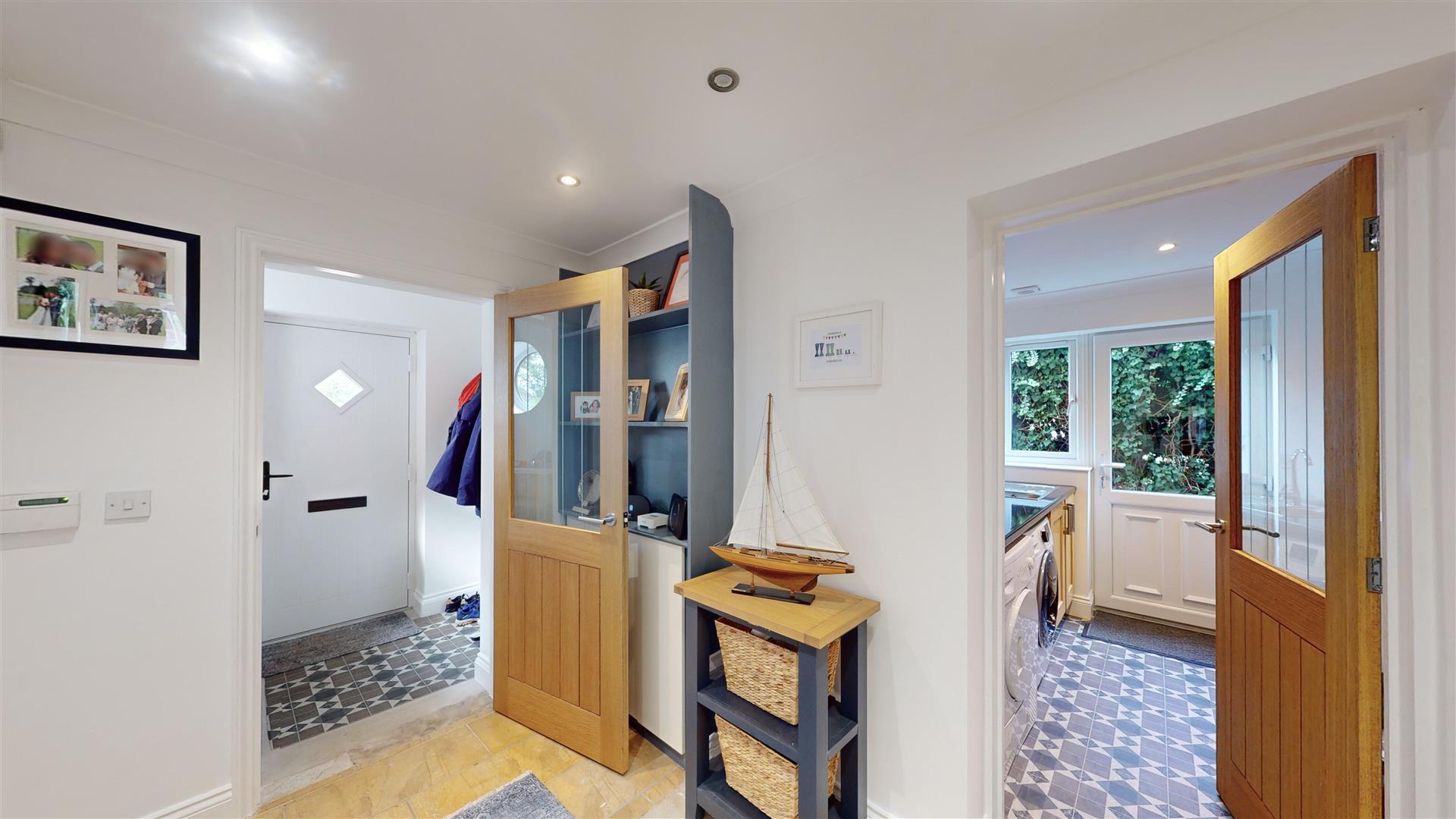 Property Image b655c896-b004-47c6-9f0f-a86ad27e3a5d