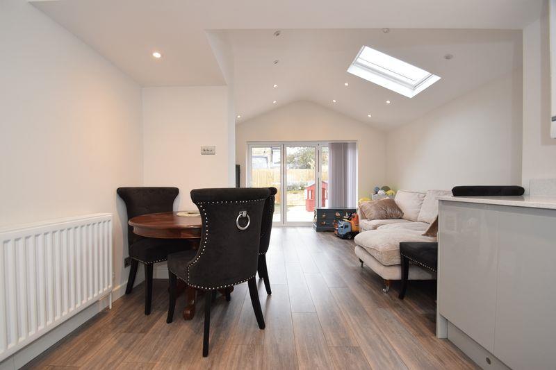 Property Image b65b7dd8-1d40-4543-996d-4d6e1f6291fc