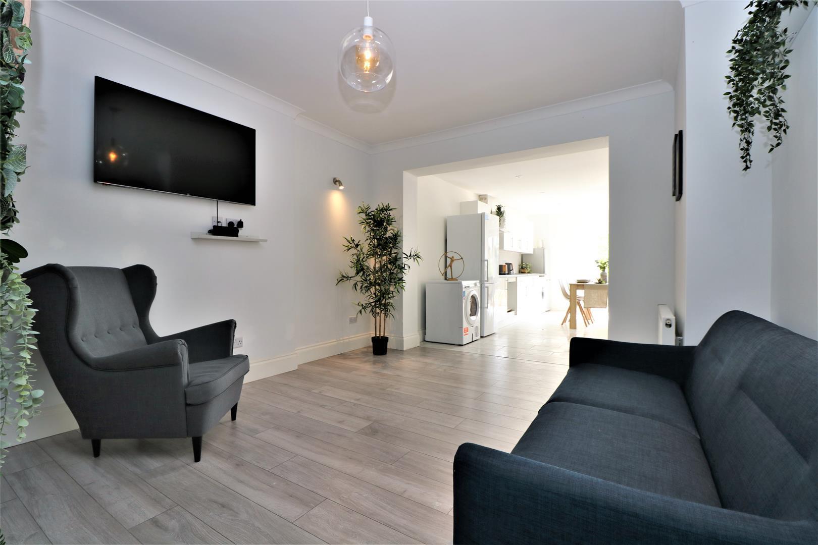 Property Image b662e741-dd76-4242-995e-ff7fc5e37577