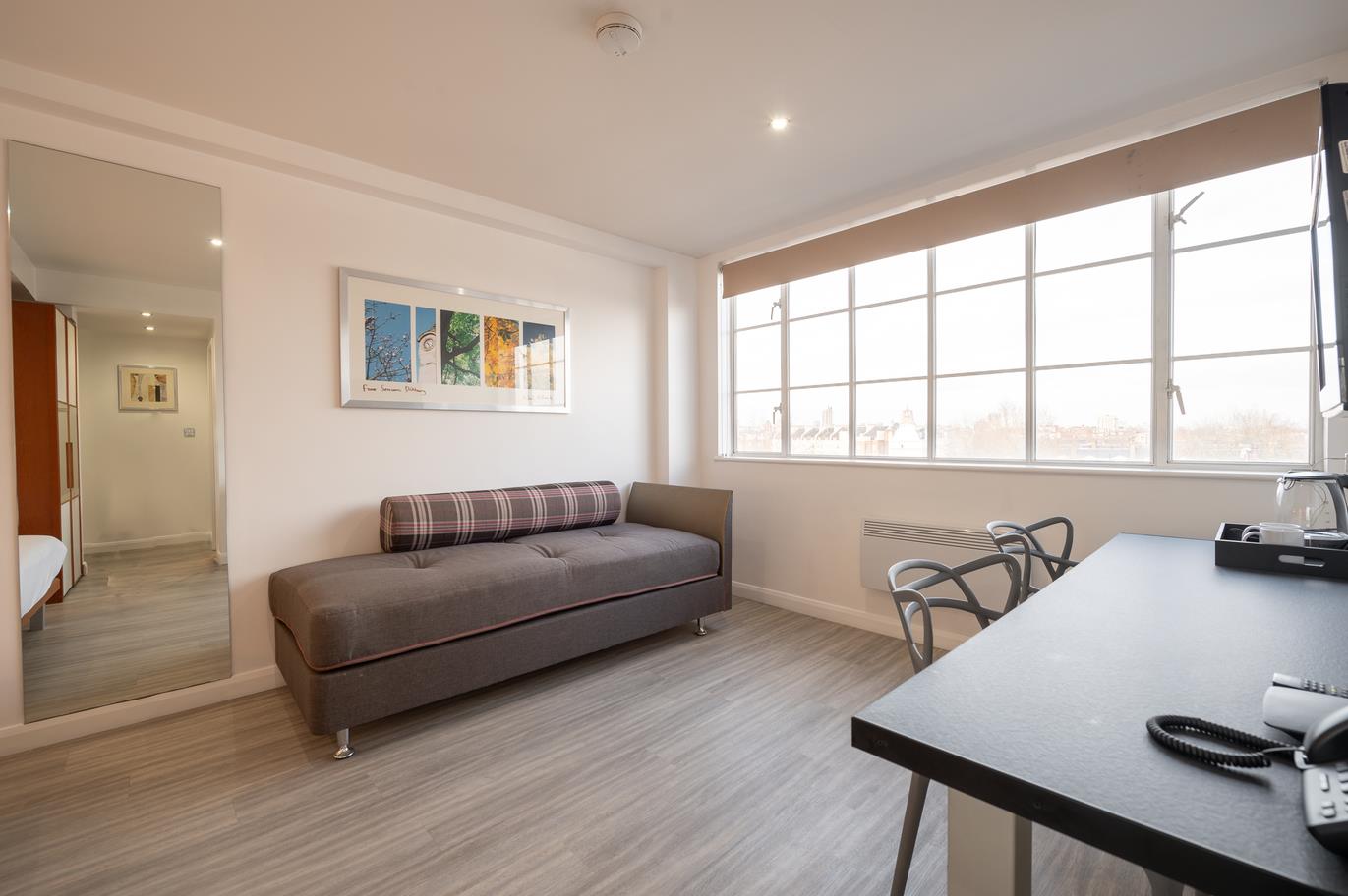 Property Image b66a8699-f575-4589-b538-bd40960fe39a