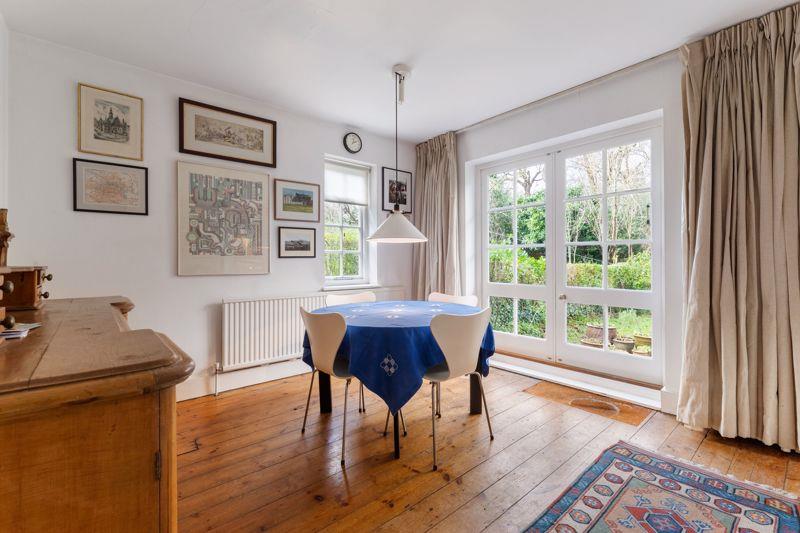 Property Image b6705fe8-3cb9-408c-94a6-4617dc983491