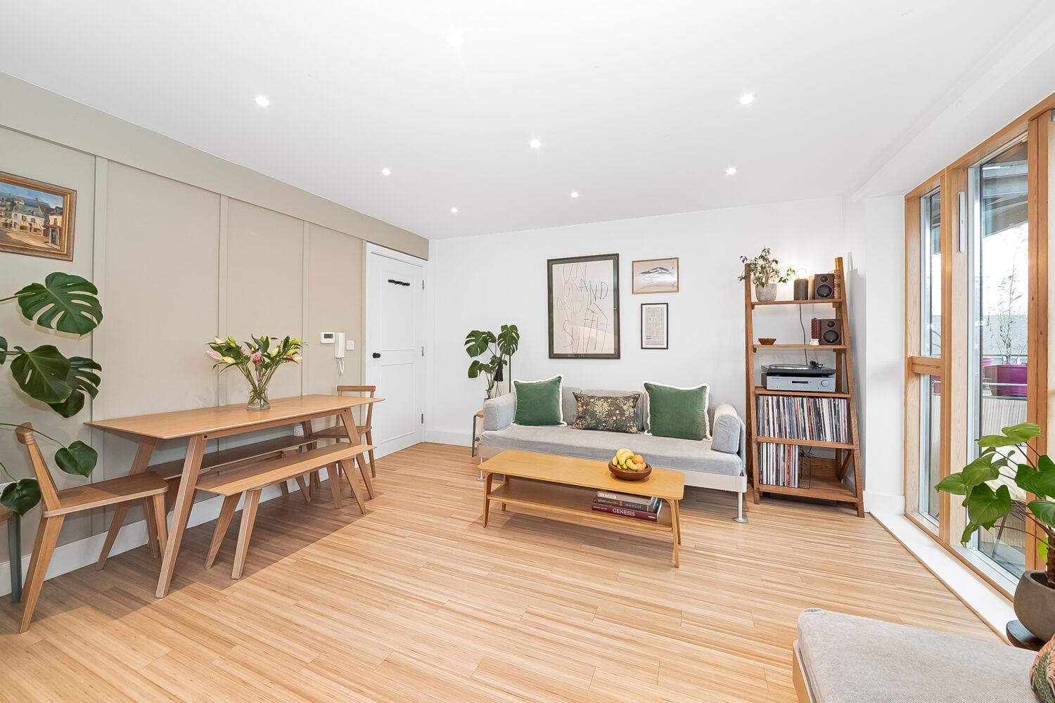 Property Image b68d9780-0c62-498c-94e1-6b217715fc23