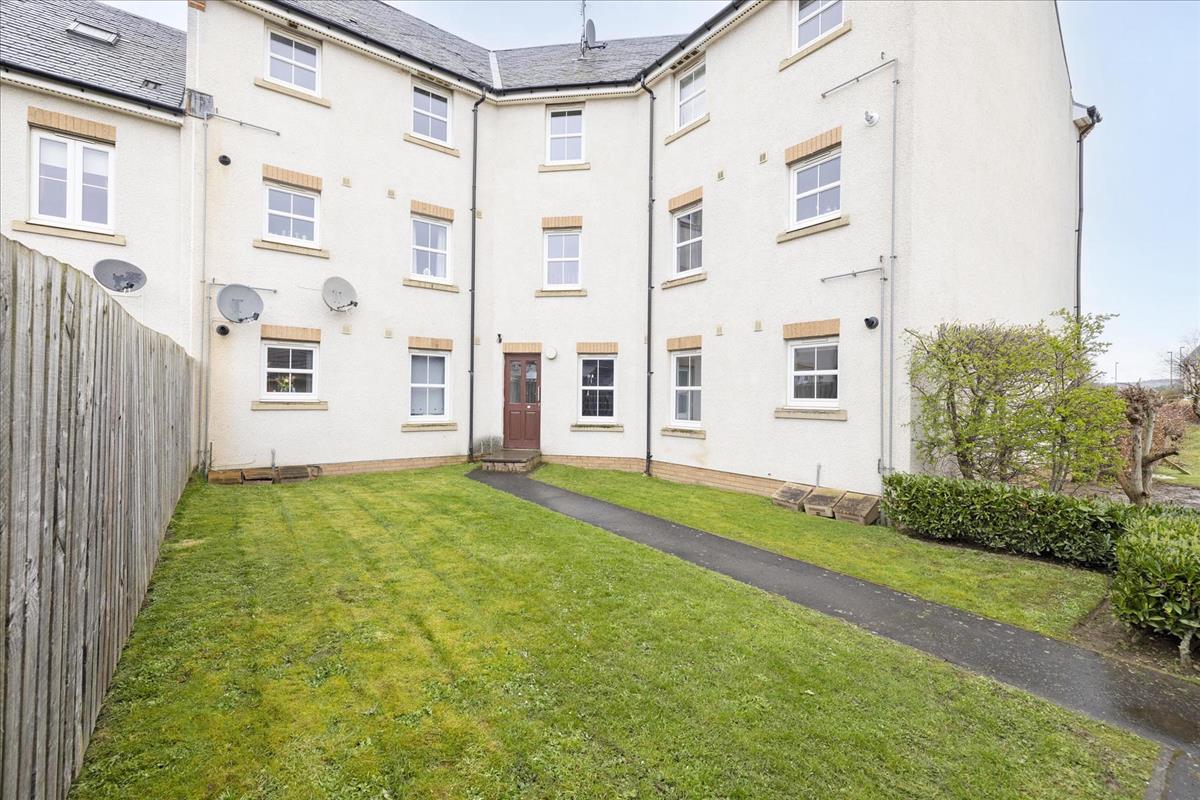 Property Image b6925942-6c41-4966-a11c-e51a9bb9523b
