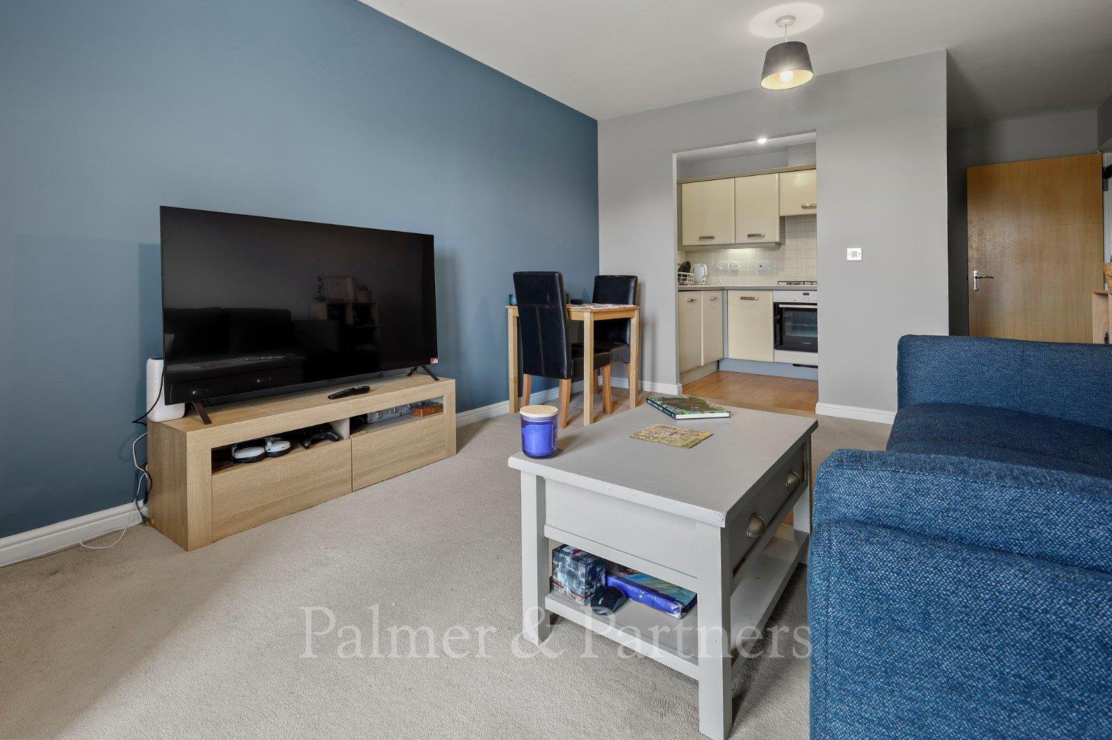 Property Image b69e1ce6-7e30-444e-a7a8-f8b13de4370d