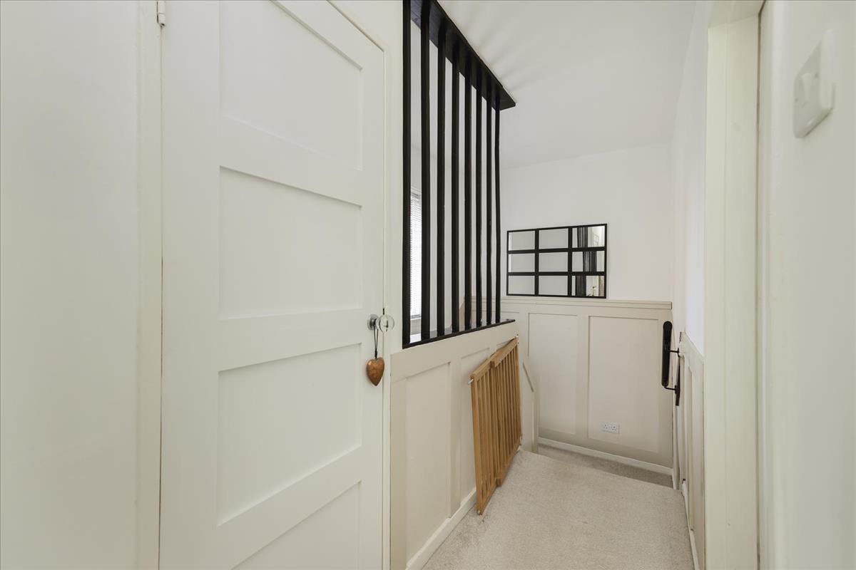 Property Image b6a70c9e-f9ed-4503-8b85-368f69f091eb