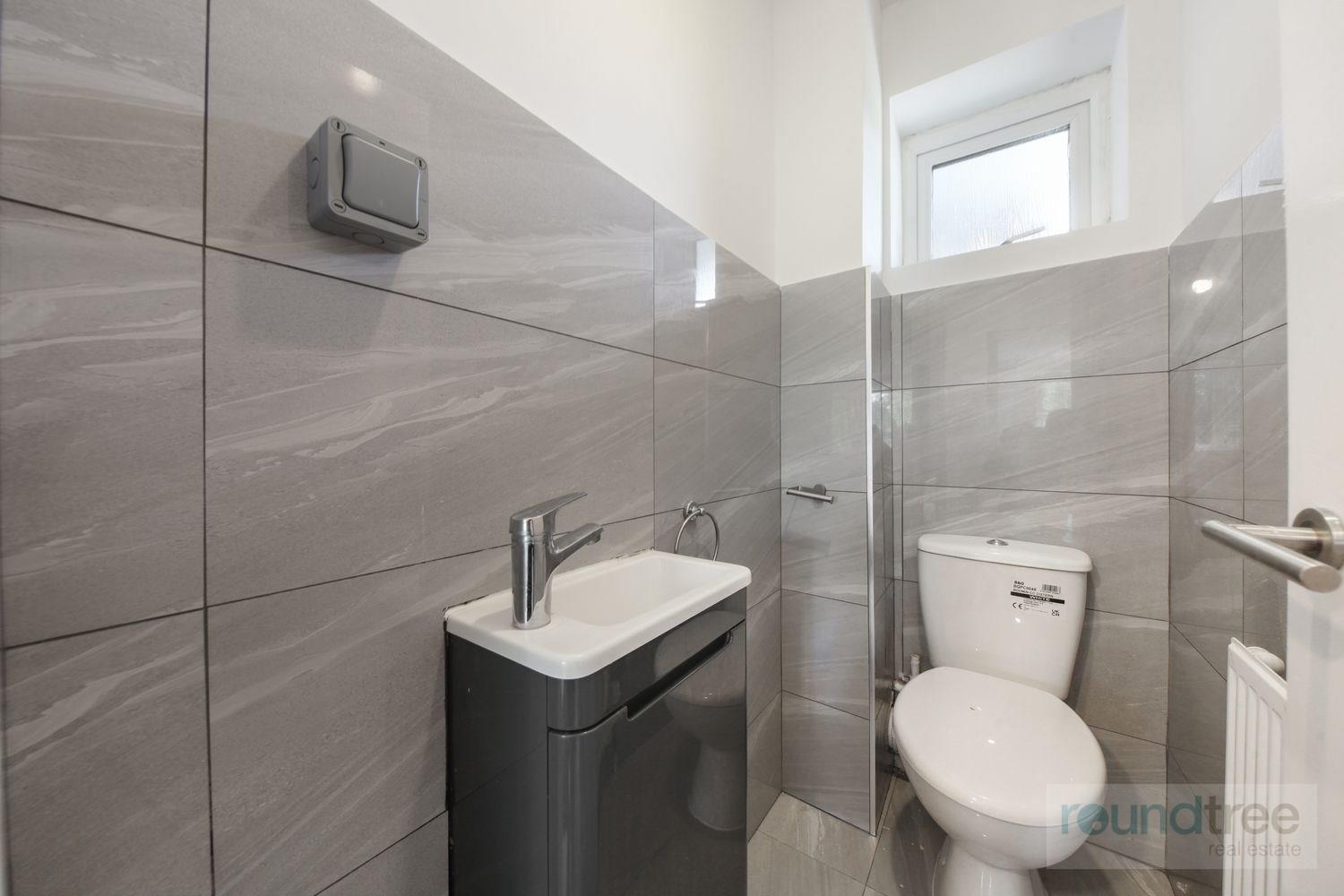 Property Image b6a8533f-c3de-4913-a77d-6d2c5ec46773