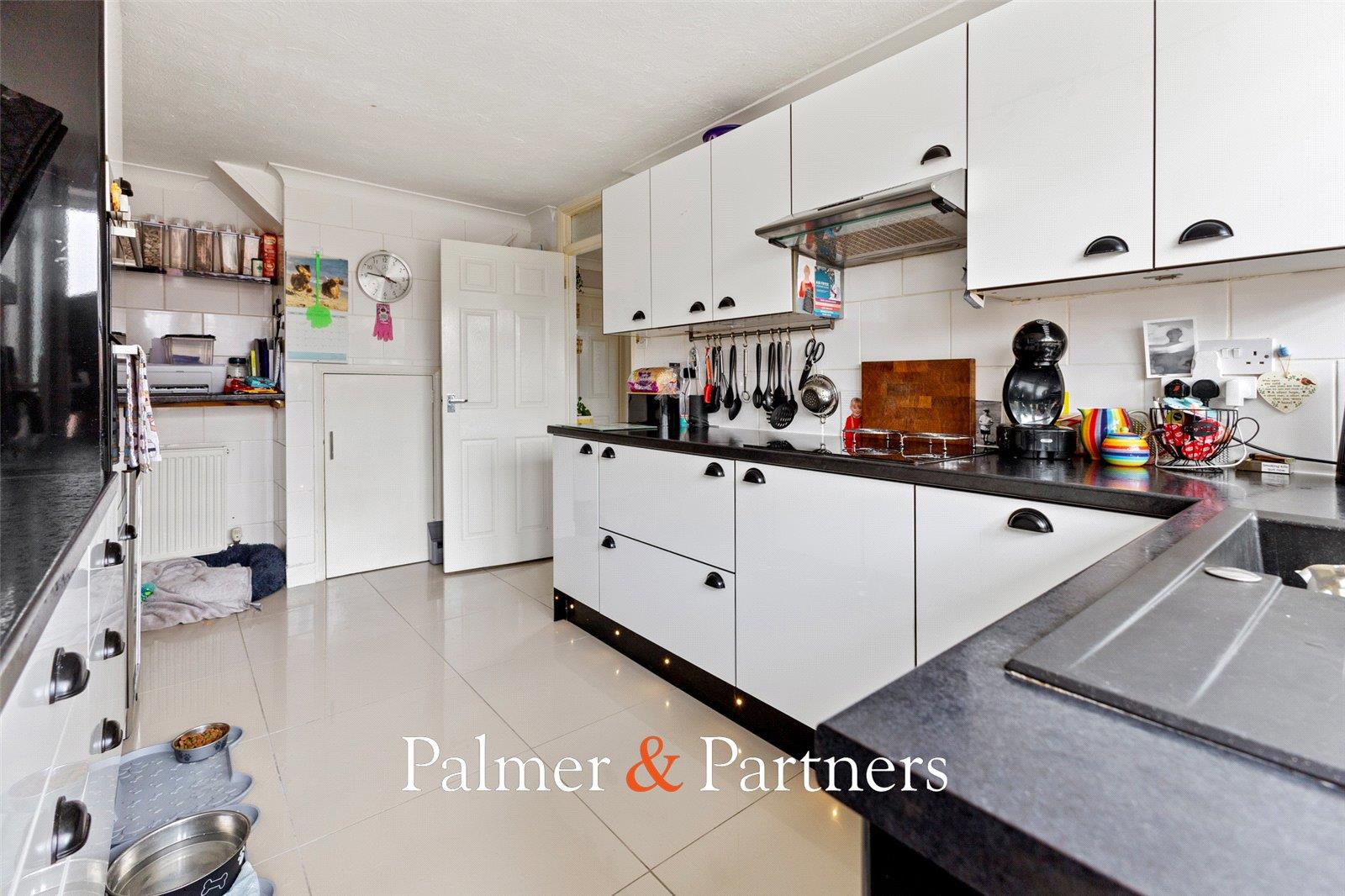 Property Image b6af841e-2b9c-439e-a702-52fbe709e65d
