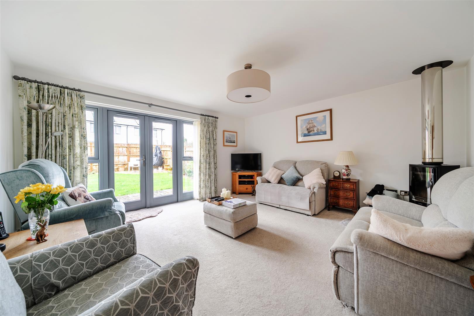 Property Image b6bb3683-b59e-4048-a388-f08e498a9bad
