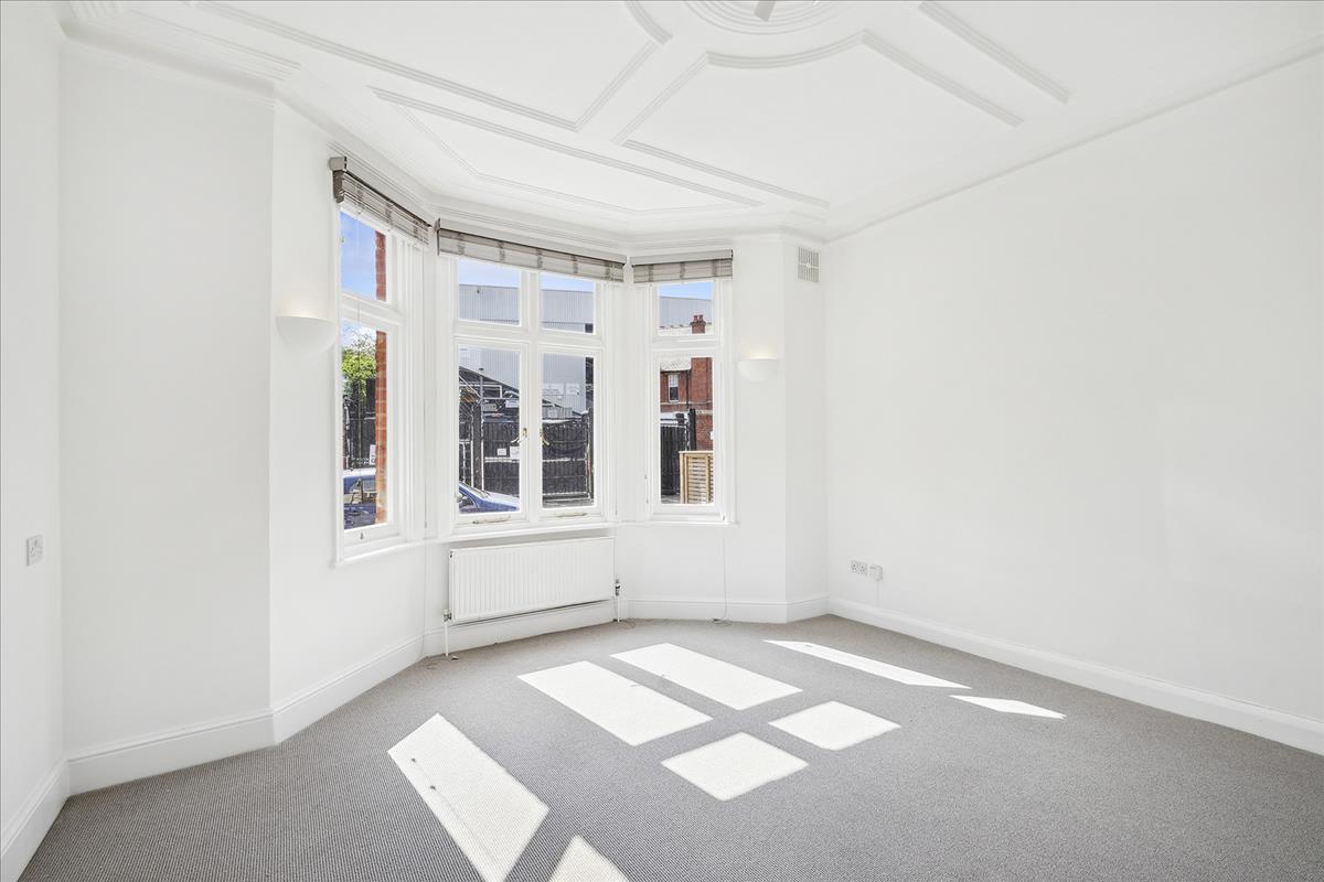 Property Image b6c1eeeb-7126-4abd-8059-af080a8b6a4d