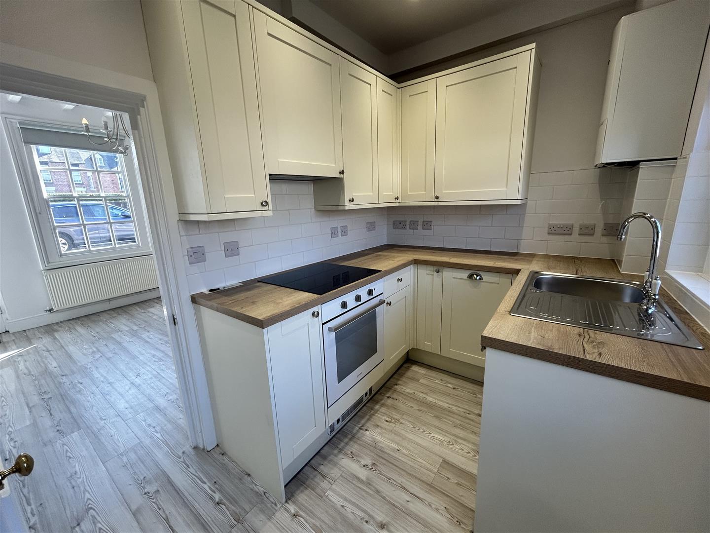 Property Image b6c6a00a-d4e9-47e9-9667-5c53adce7bf0