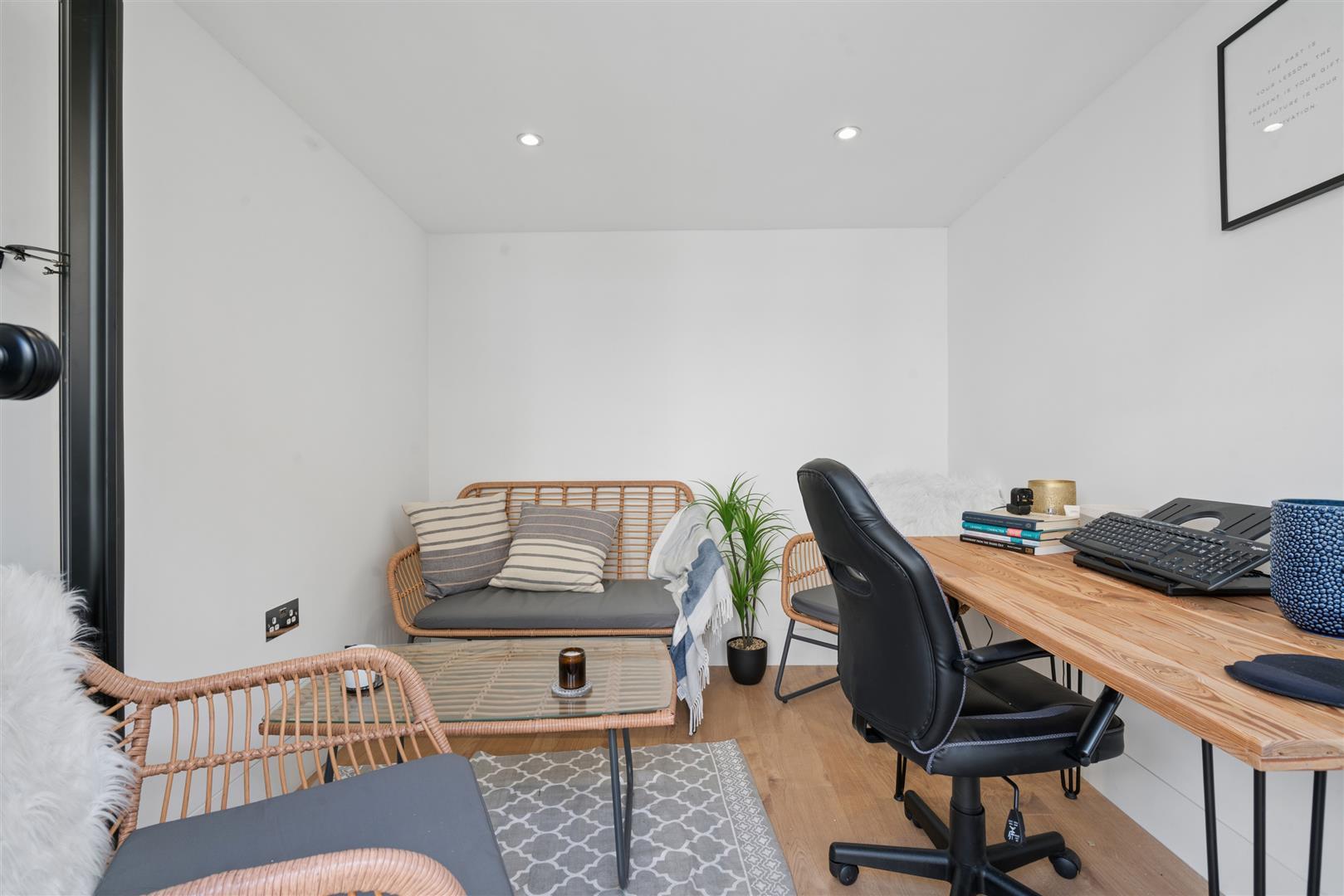 Property Image b6c6fb46-f7aa-46e1-b48f-36bf836ea537