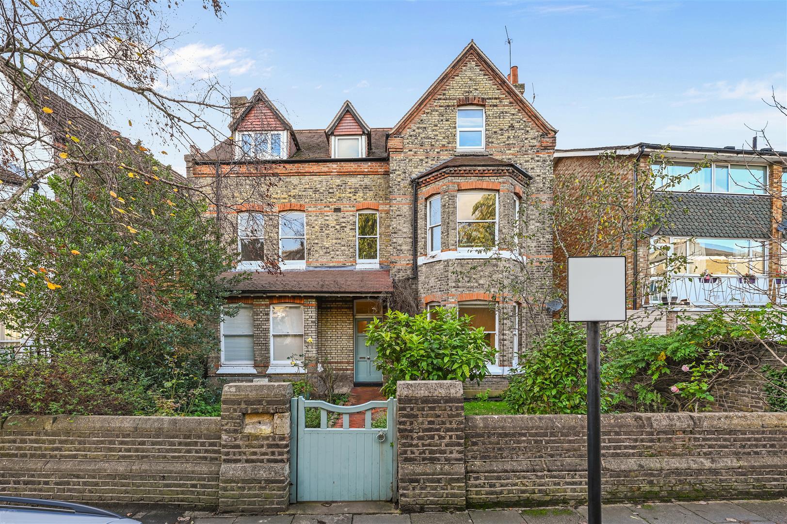 Property Image b6d03c0d-80c2-4df5-b7c7-9378e4372725