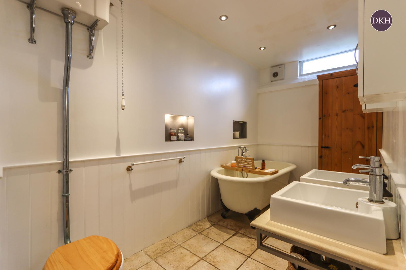 Property Image b6d1dbbd-24ca-4650-901b-5481f3db0d3e