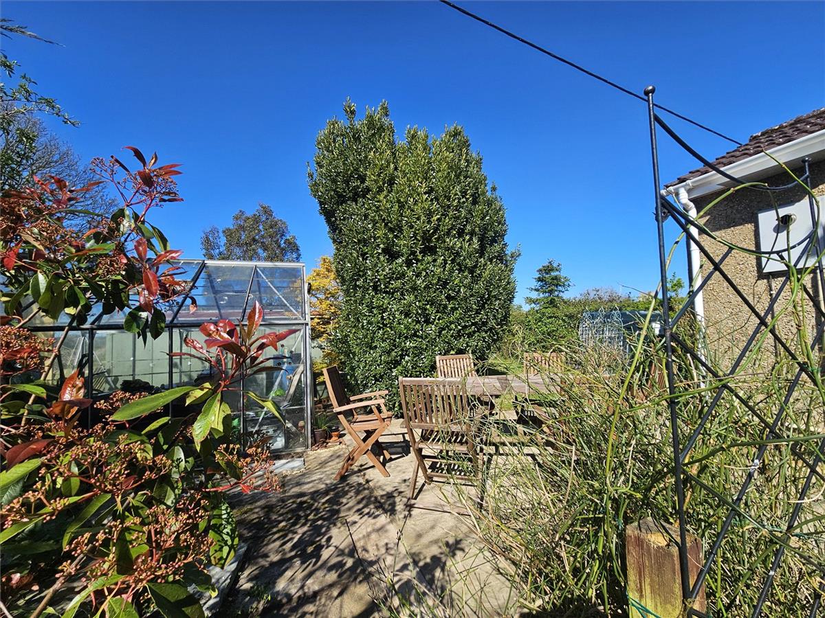 Property Image b6d758bc-b363-46cc-b1d7-887e62af89d8