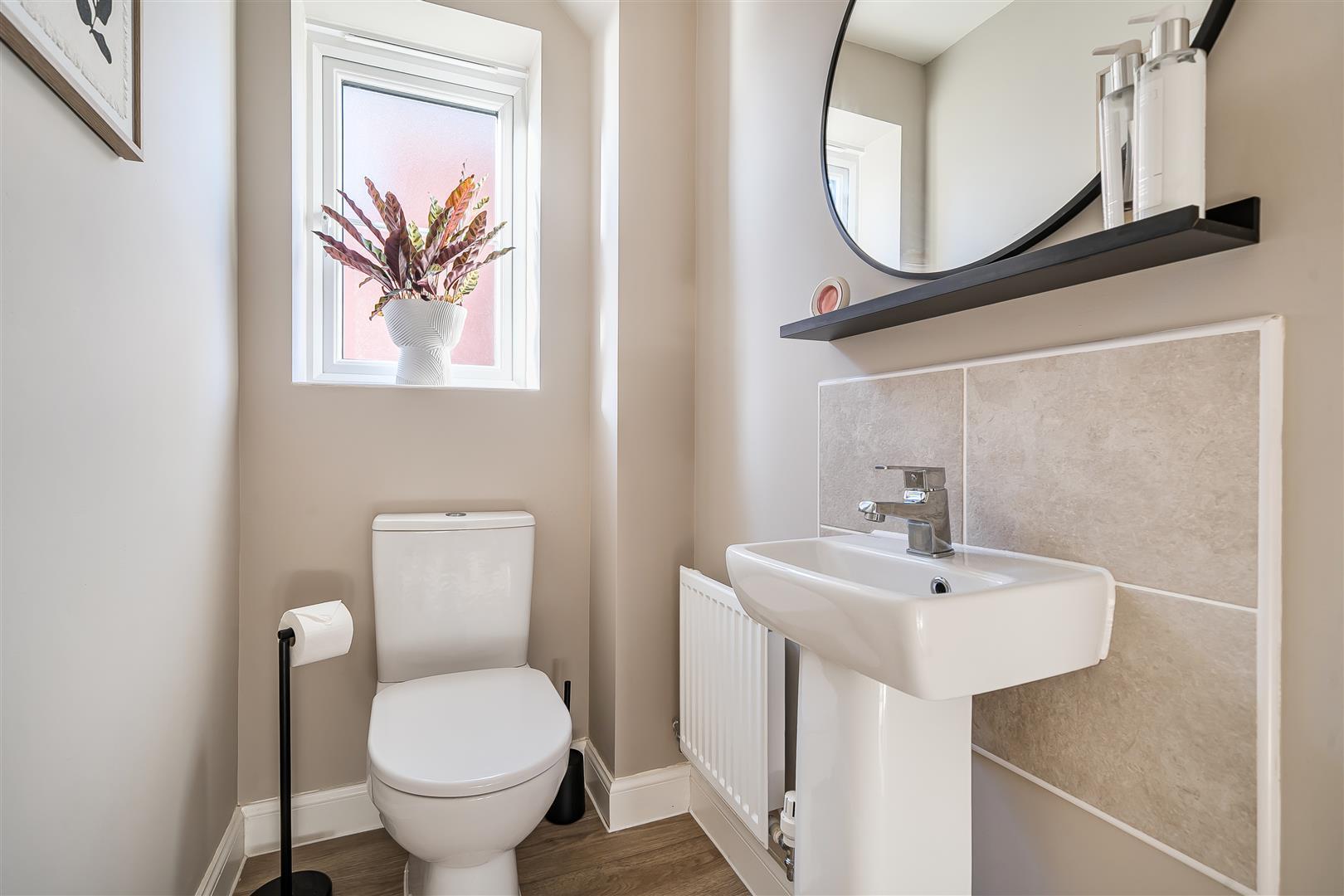 Property Image b6df0d93-efdc-4a37-aec3-61565df192fc