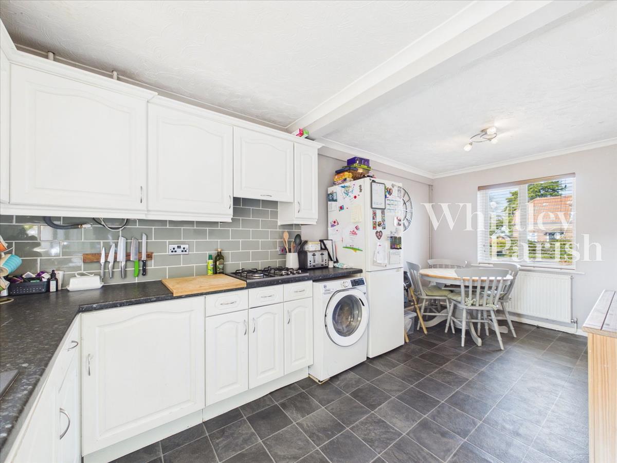 Property Image b6e00e51-9a4b-4ff0-b9d7-f548adbc9de2