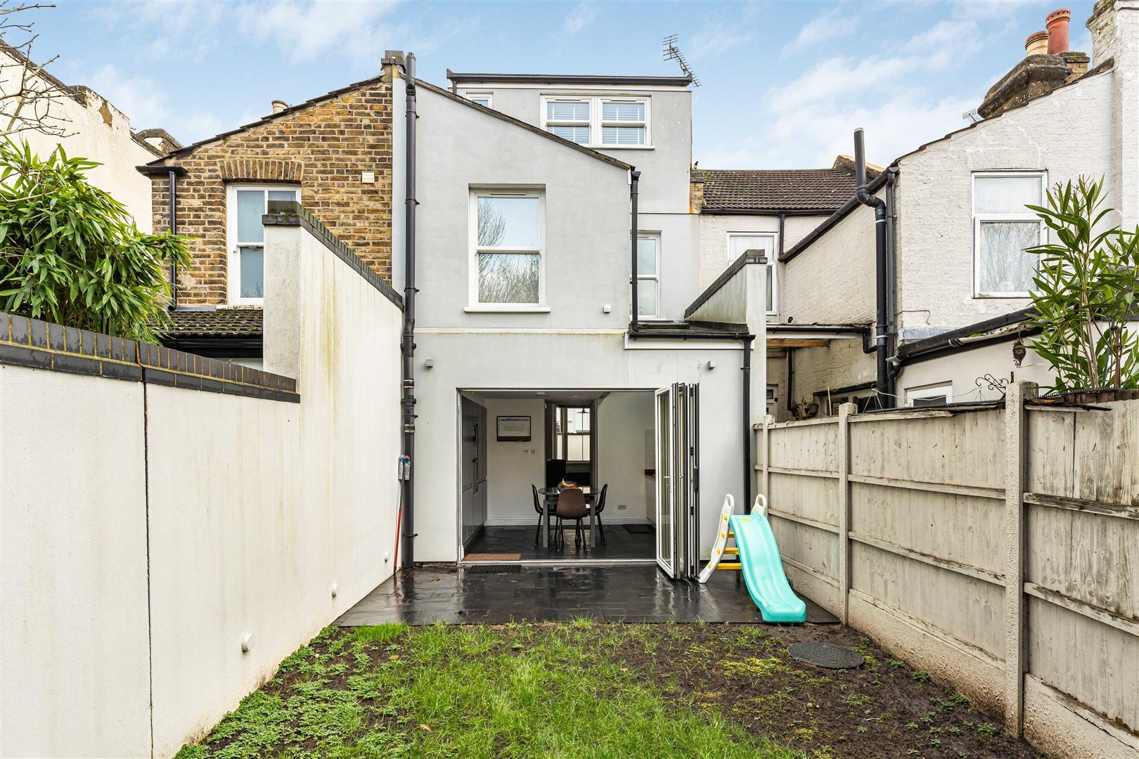 Property Image b6f09f19-8962-48d0-a5a7-9221325f06e1