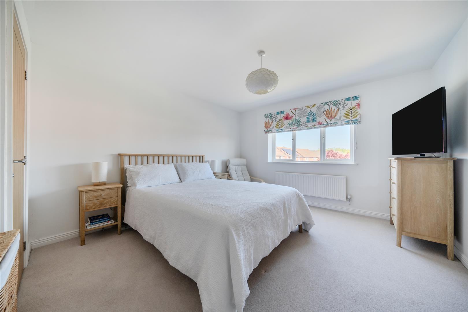 Property Image b70ad7ef-810b-4f52-b346-c92e22243ddb