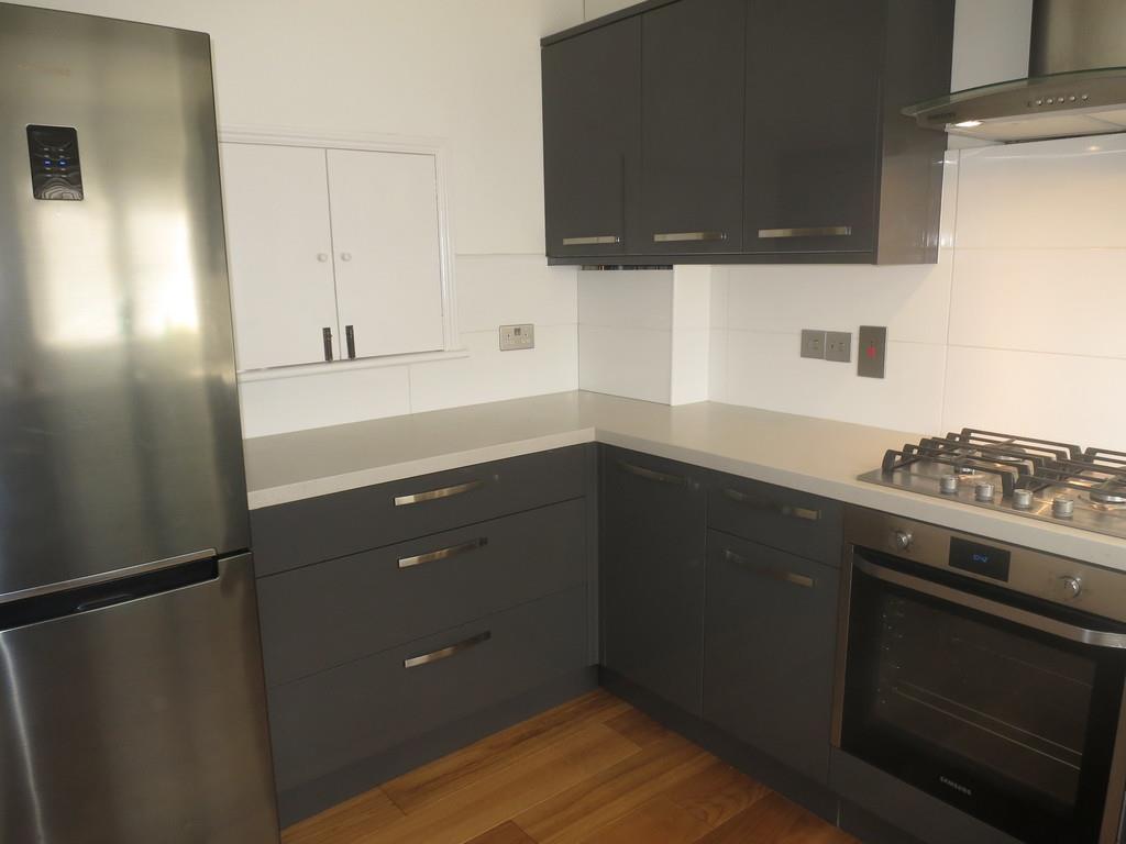 Property Image b7158559-8d12-491f-8824-fc57c1de50b2
