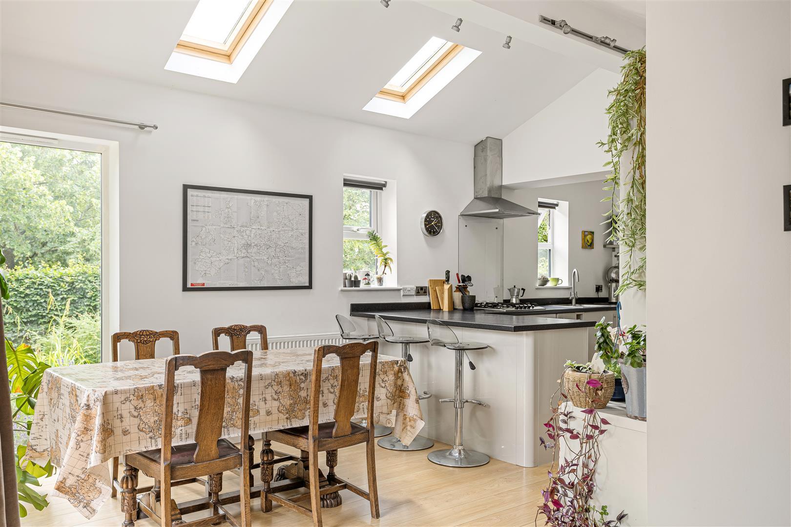 Property Image b72540dd-9270-42c0-8b5f-623fb4426c81