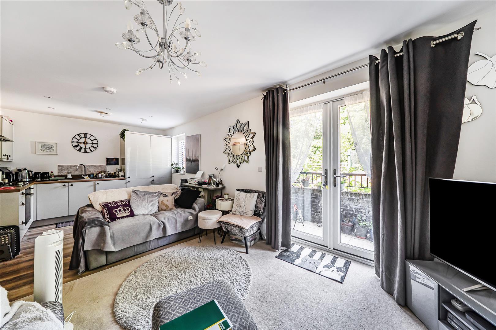 Property Image b727eca8-e237-4374-bd90-805a8d9da127