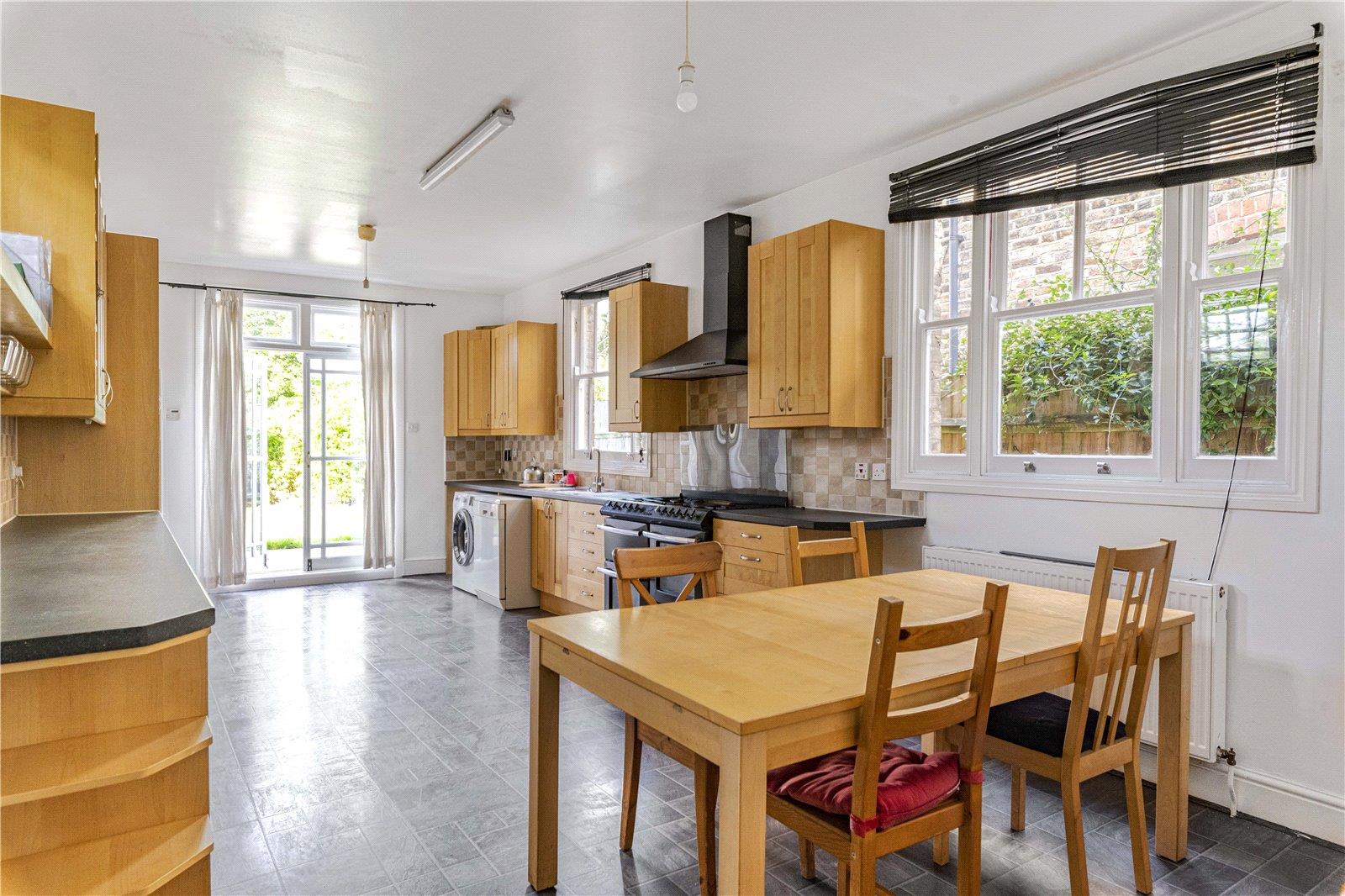 Property Image b7280066-31f0-4f1e-bfe3-4f88cd0421e9