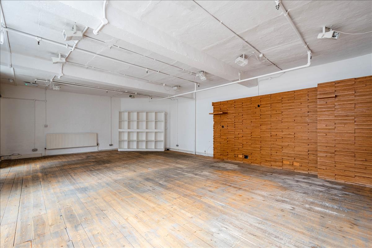Property Image b73656f2-be36-406b-857d-7f6e3d1c9f1b