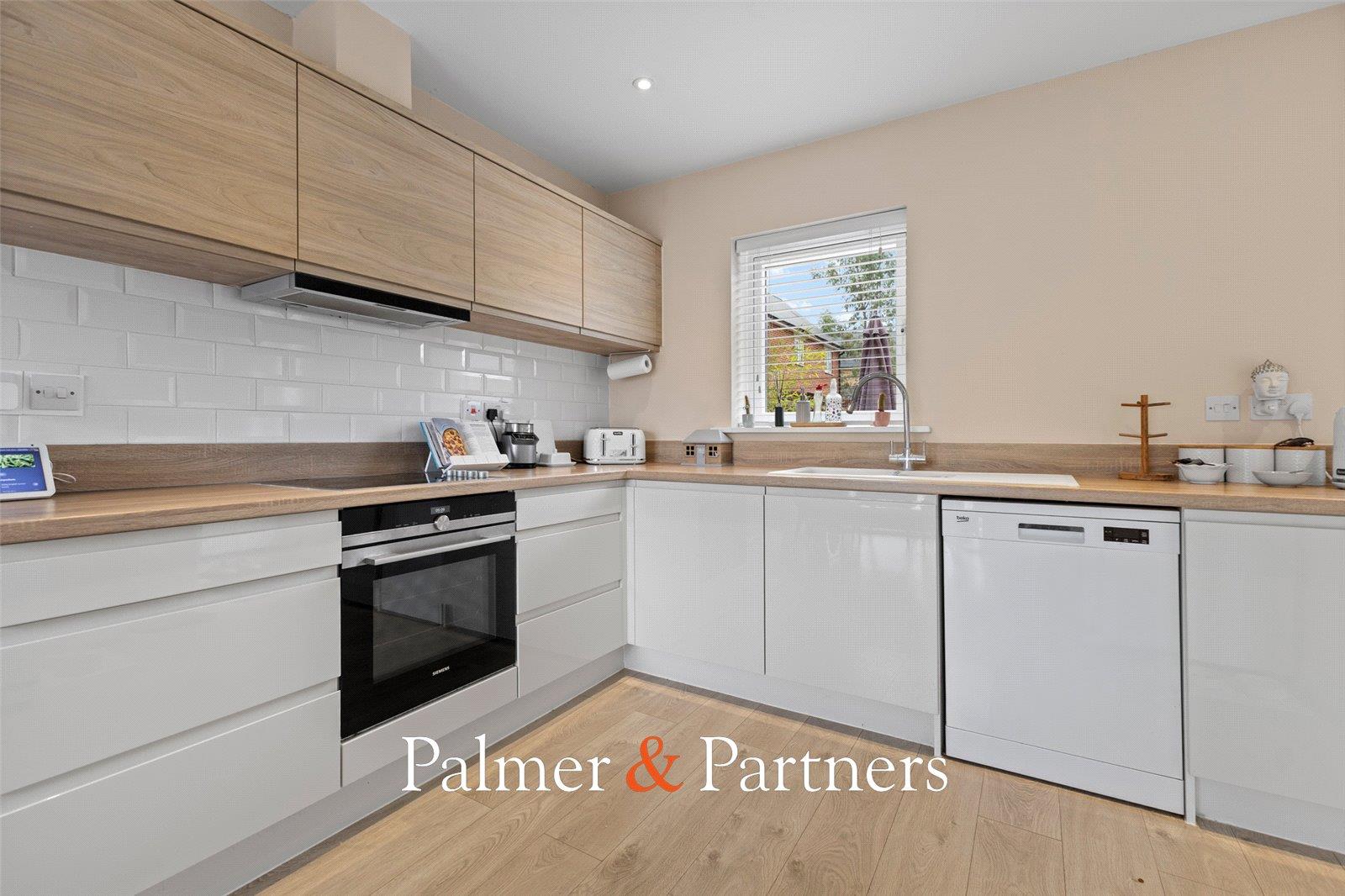 Property Image b73b34df-64cc-498c-911a-70553027d34b