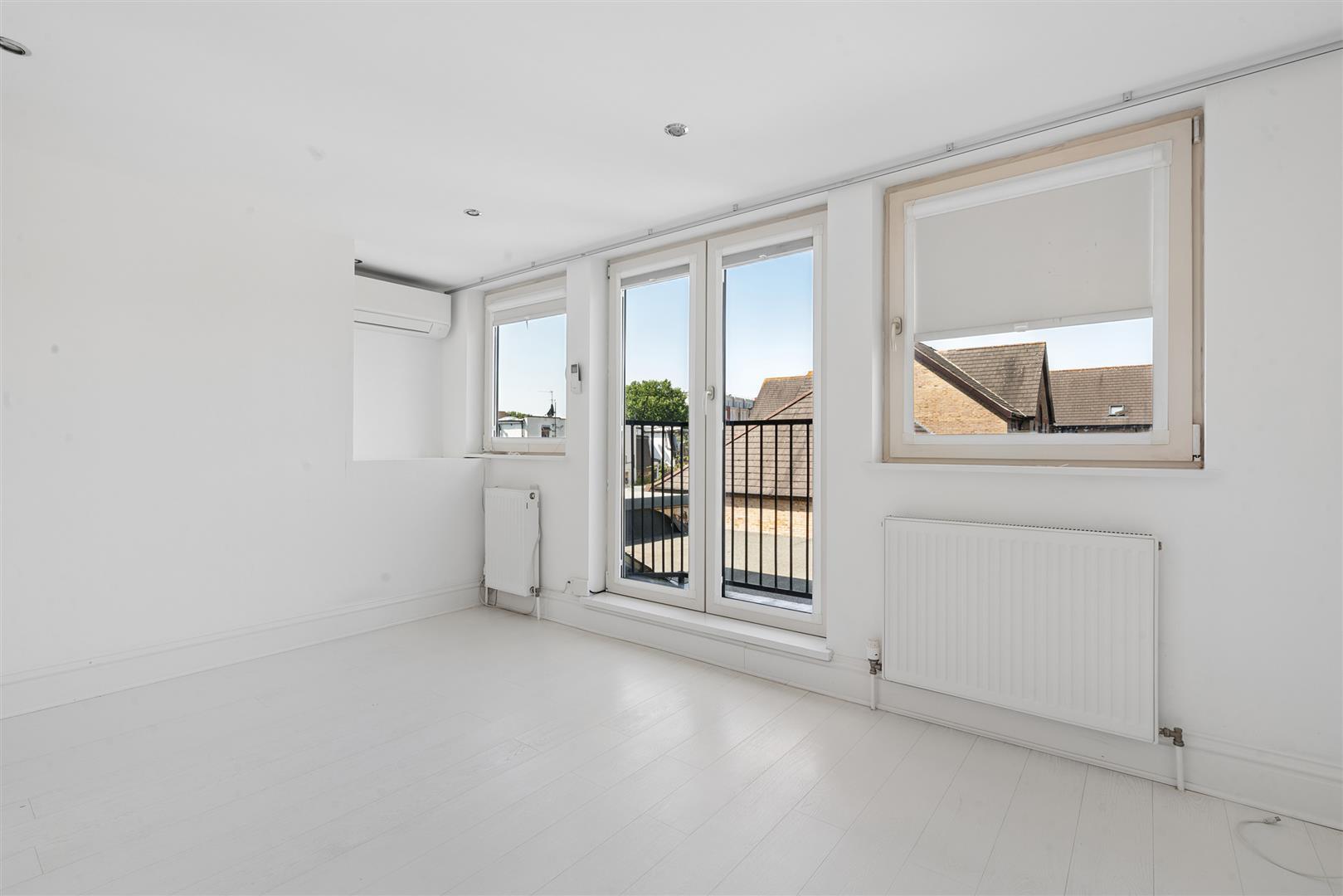 Property Image b73b782c-1433-48c8-9d93-e907b3fab06c