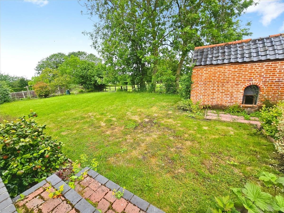Property Image b7417593-2924-4a20-af9e-872aa694d310