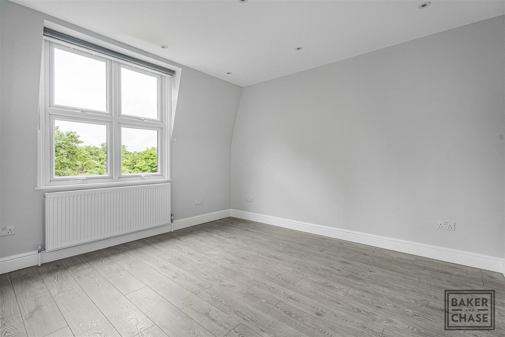 Property Image b744cf71-51e5-4b52-b01b-18f3e19faa78