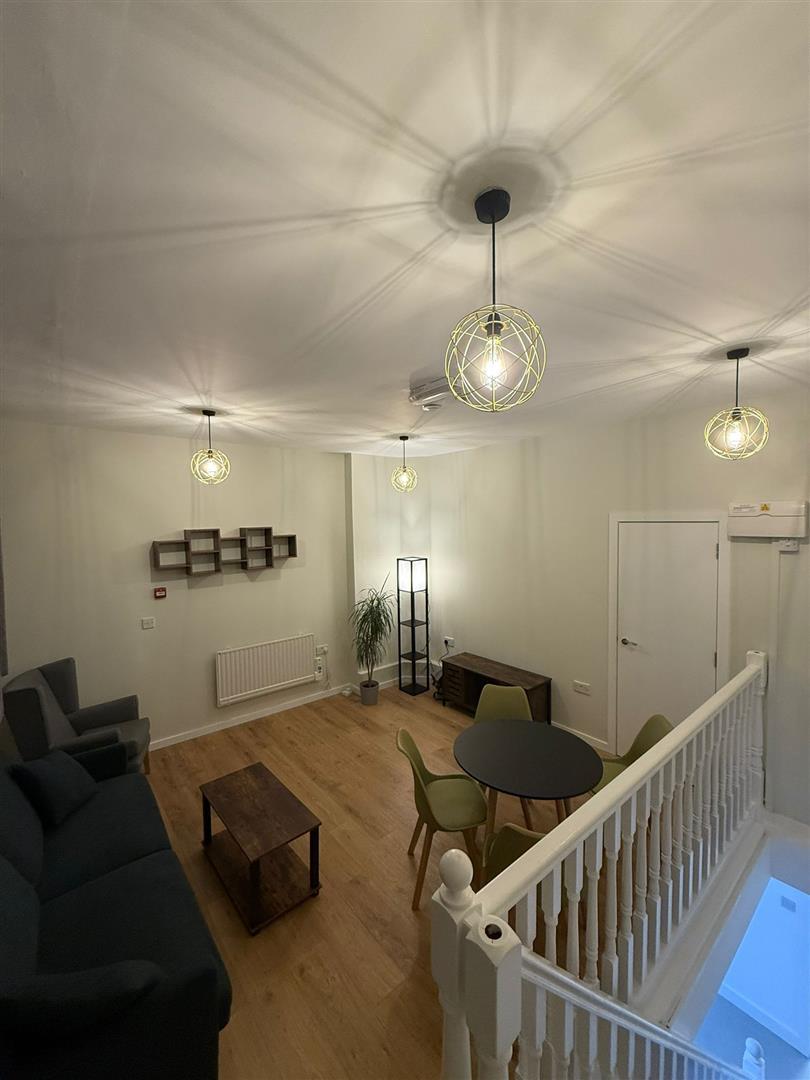 Property Image b751a339-248a-49b5-accc-29a1641d3d0f